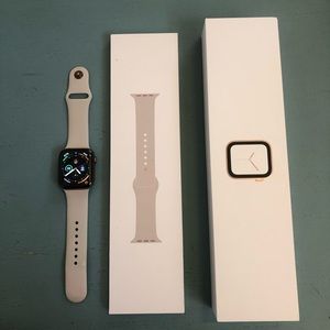 EUC Series 4 Apple Watch (44mm) + LTE